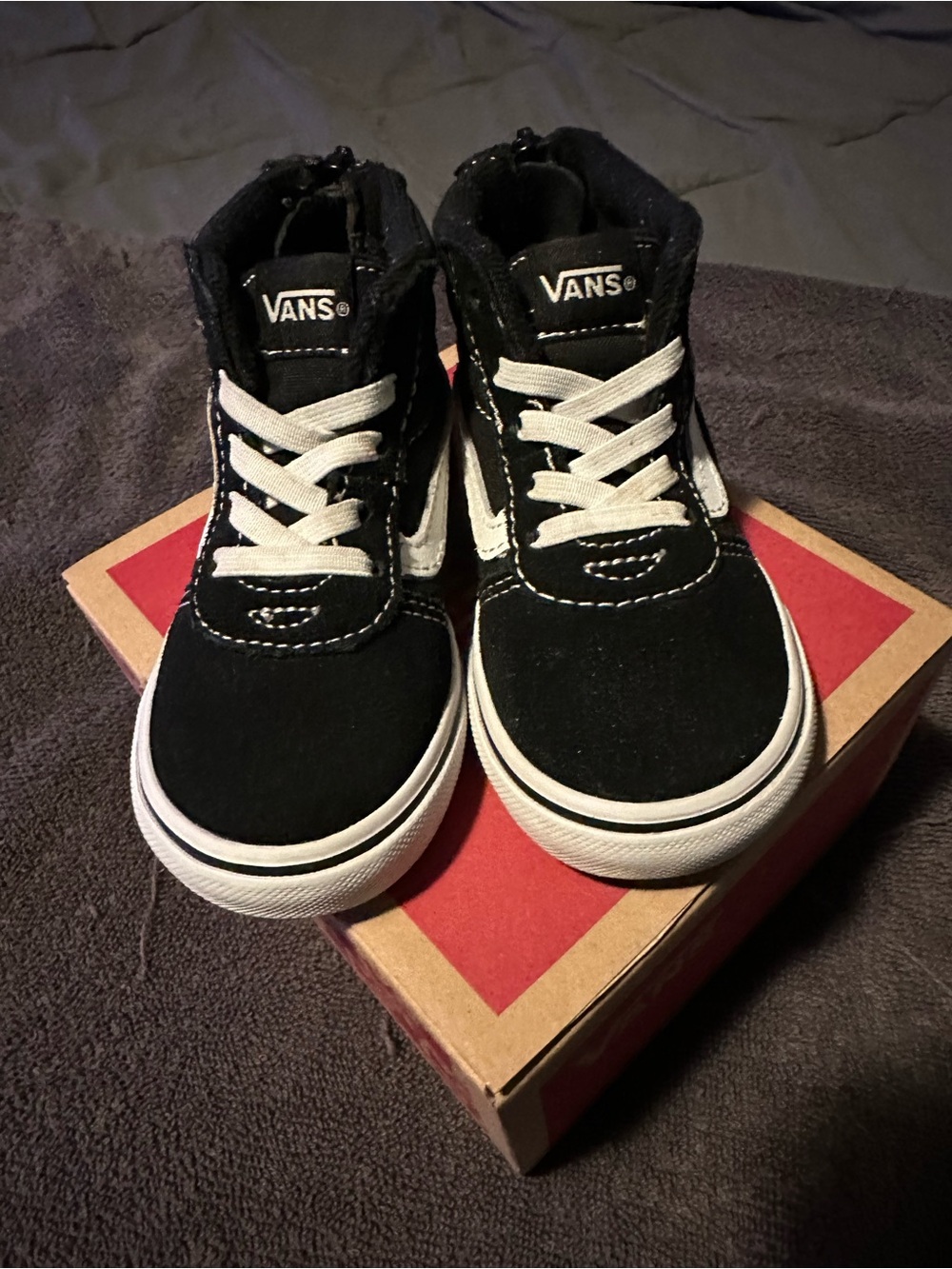 Vans Kids Black & White High-Top Zip Sneakers